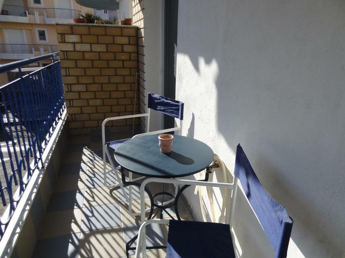 Aura Apartment Kalamata Exterior photo